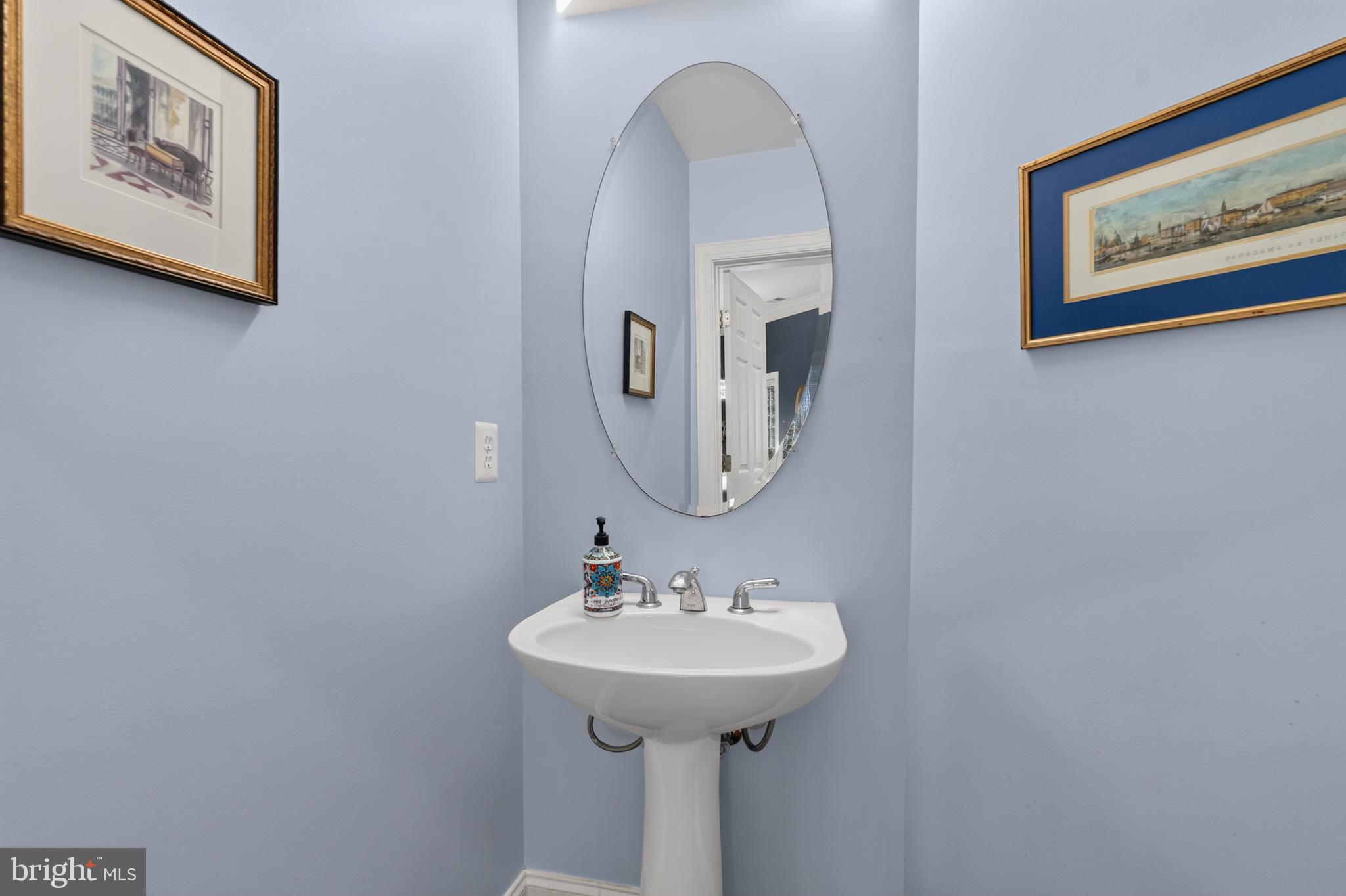 6023 Masondale Road Alexandria, VA 22315 - Photo 8 of 57 Gallery Image 8