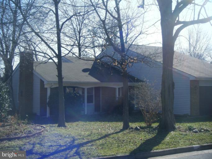 120 South Fox Road Sterling, VA 20164 - Photo 13 of 13 Exterior (Front)