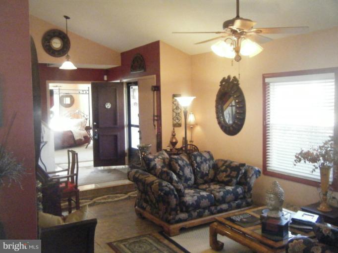 120 South Fox Road Sterling, VA 20164 - Photo 10 of 13 Living Room