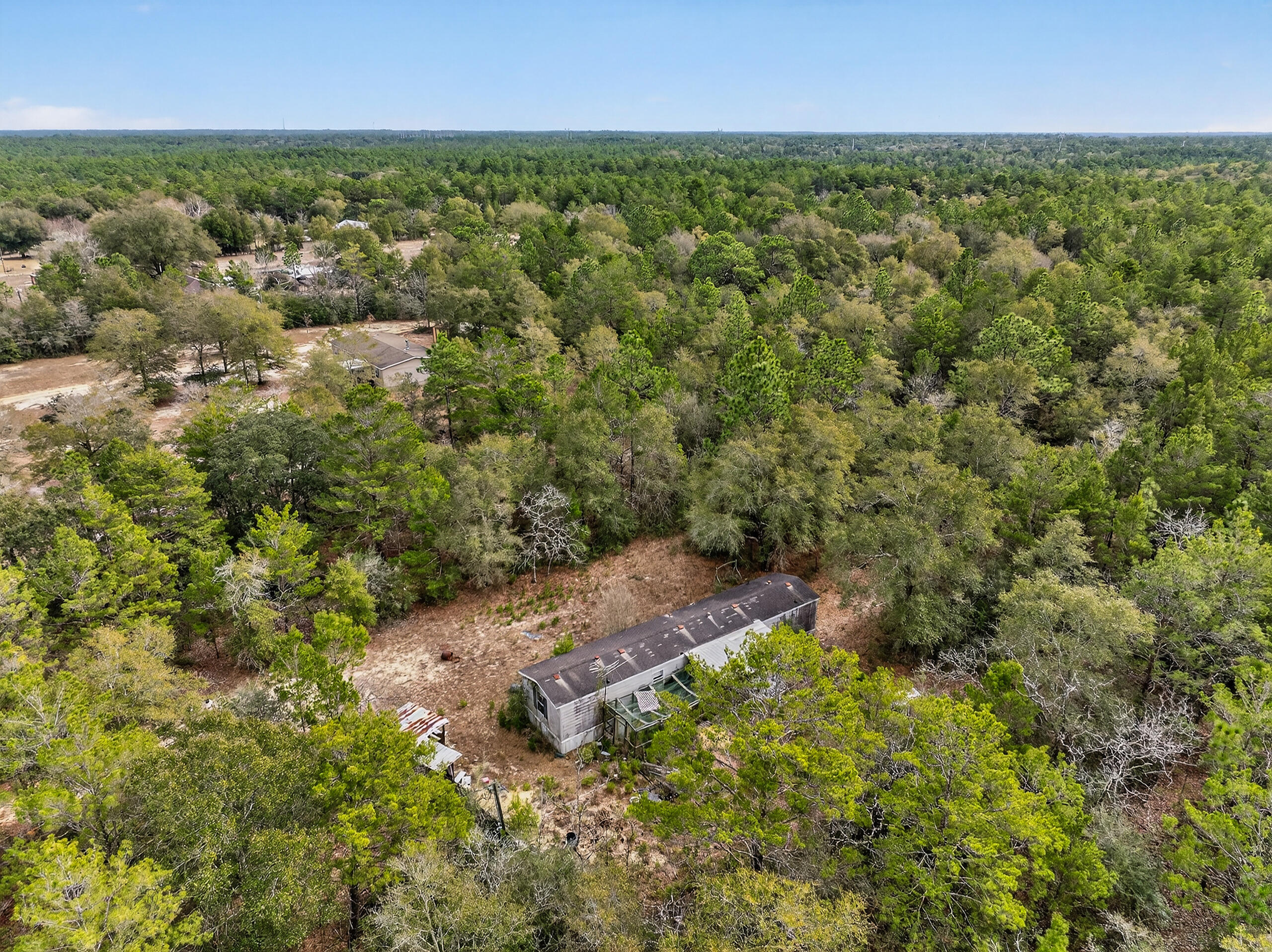 610 Spring Hill Road DeFuniak Springs, FL 32433 - Photo 8 of 20 a view of a green field