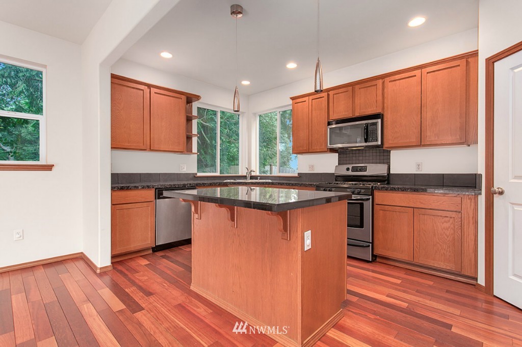 3430 183rd Place Southeast Bothell, WA 98012 - Photo 2 of 18 Gallery Image 2