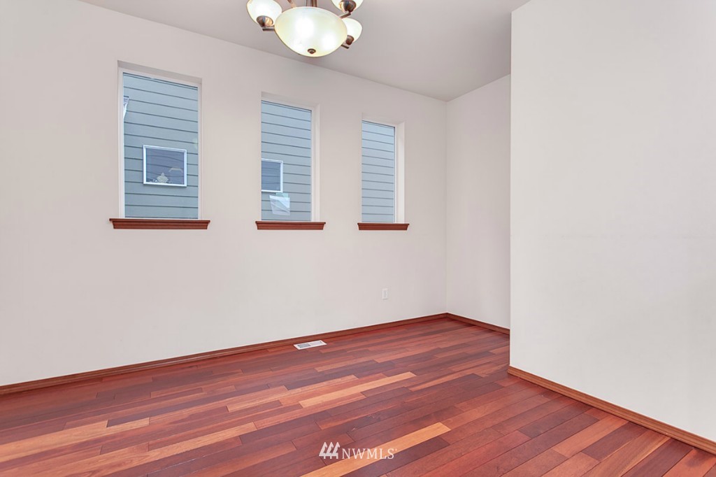 3430 183rd Place Southeast Bothell, WA 98012 - Photo 7 of 18 Gallery Image 7