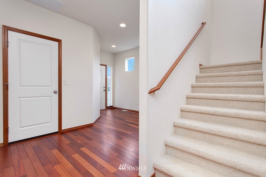 3430 183rd Place Southeast Bothell, WA 98012 - Photo 8 of 18 Gallery Image 8