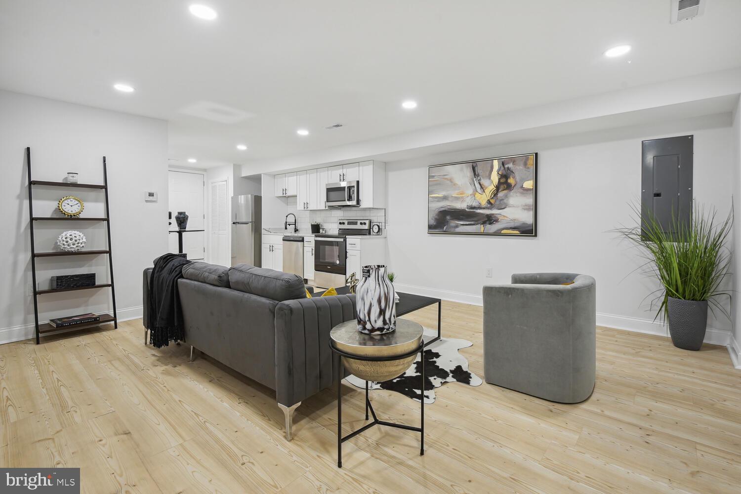 420 Allison Street Northwest Washington, DC 20011 - Photo 12 of 40