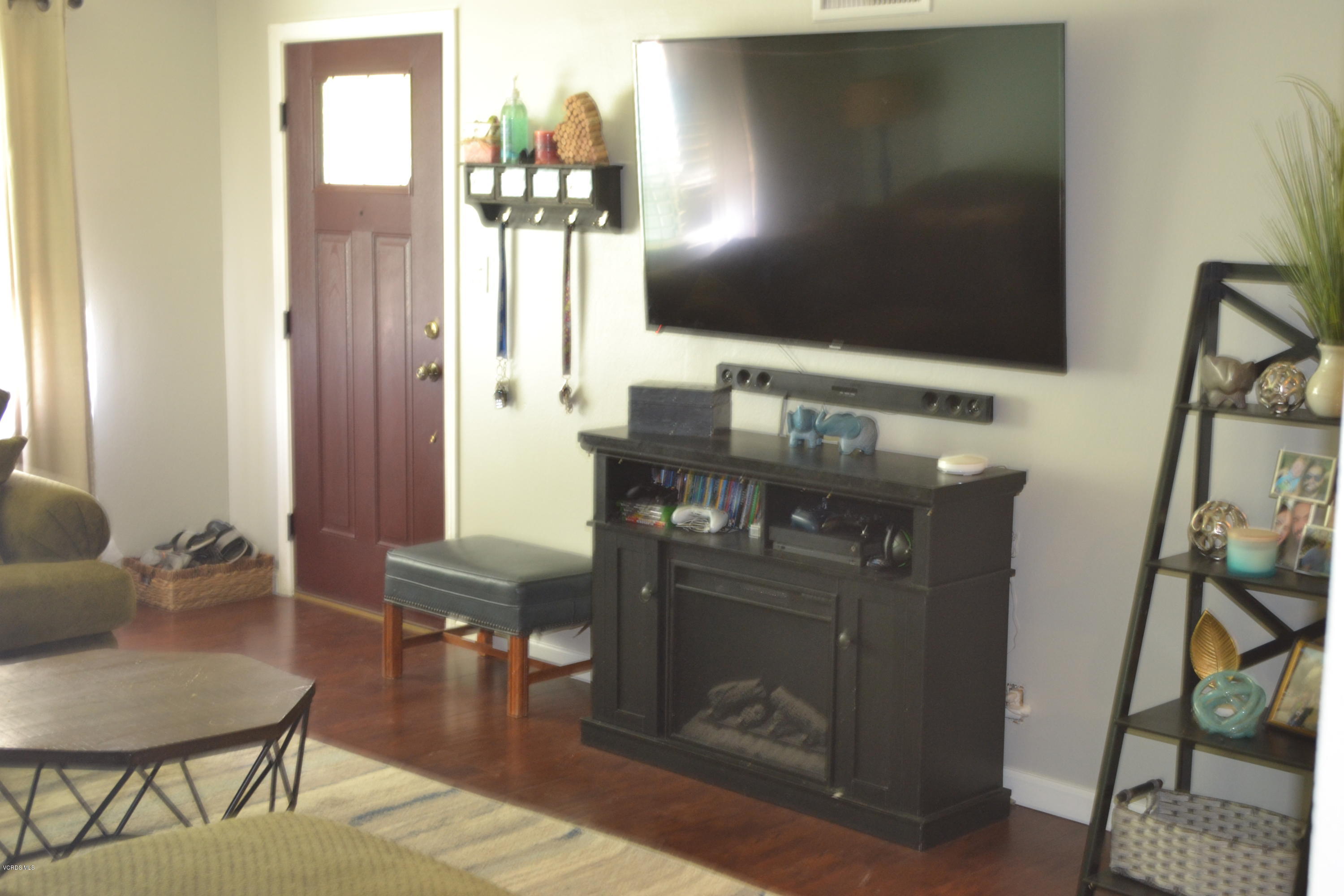 6226 Hope Street Simi Valley, CA 93063 - Photo 8 of 34 DSC_0009