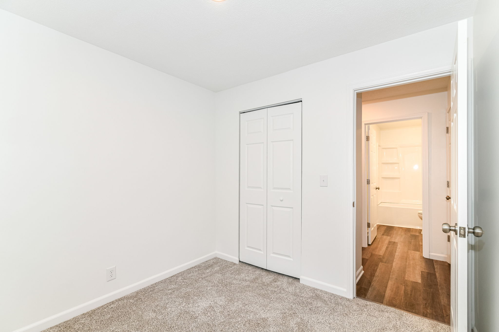 1504 Raintree Drive Anderson, IN 46011 - Photo 18 of 32 Gallery Image 18
