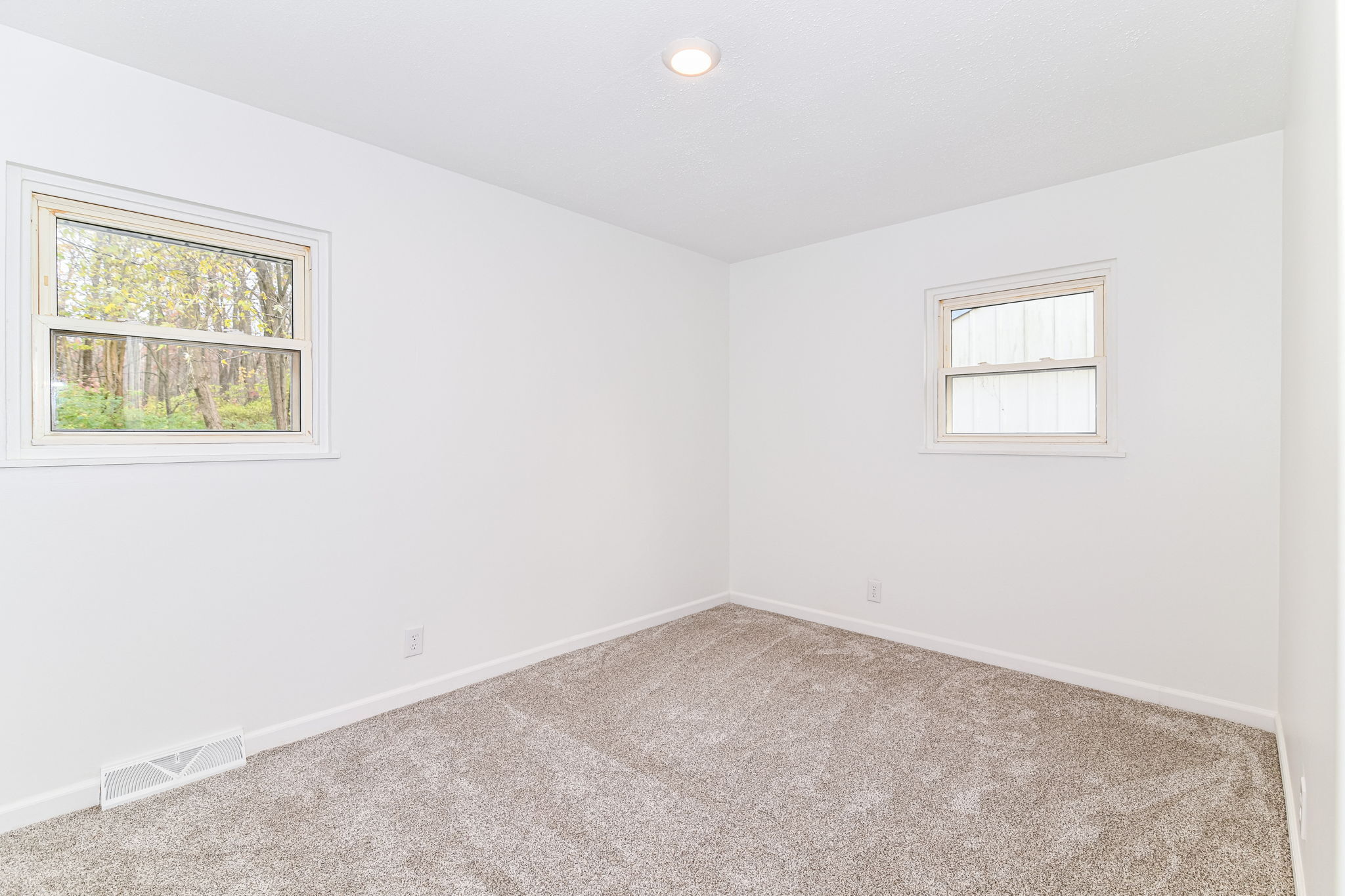 1504 Raintree Drive Anderson, IN 46011 - Photo 21 of 32 Gallery Image 21