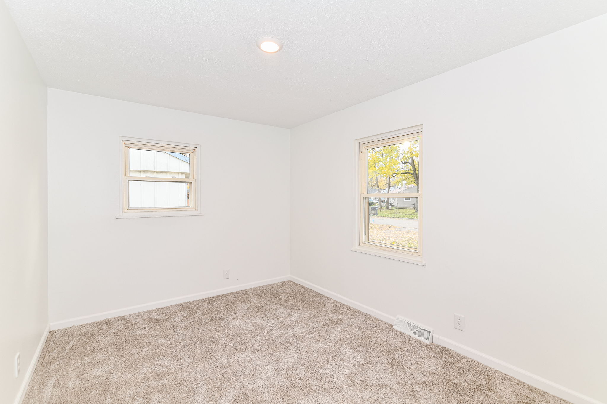 1504 Raintree Drive Anderson, IN 46011 - Photo 23 of 32 Gallery Image 23