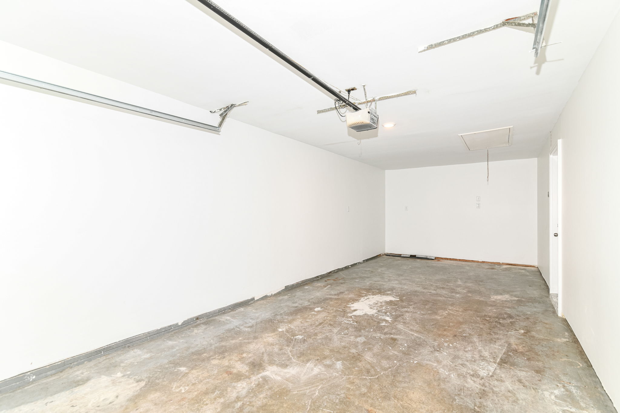 1504 Raintree Drive Anderson, IN 46011 - Photo 29 of 32 Gallery Image 29