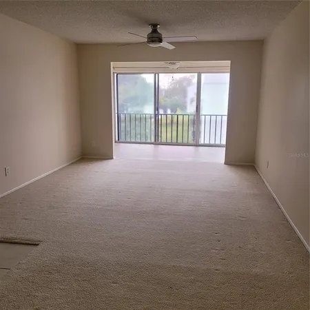 $1,395 | 2060 Marilyn Street, Unit 238, Clearwater, FL 33765