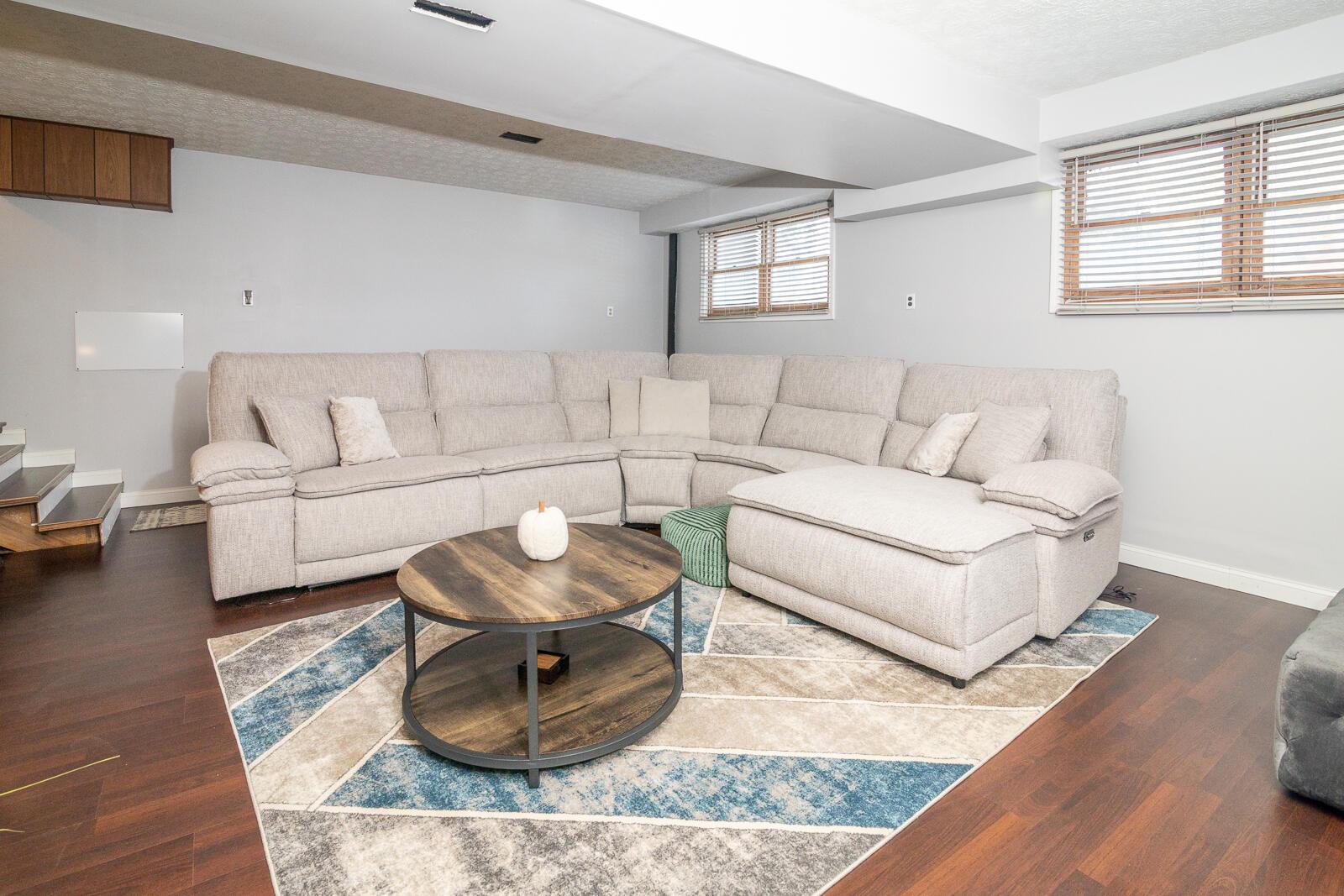 3548 South Hamilton Road Columbus, OH 43232 - Photo 20 of 42