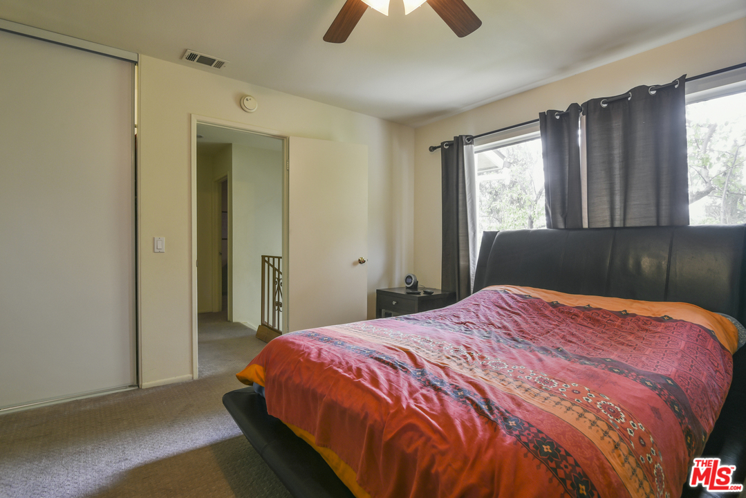 14860 Reedley Street, Unit B Moorpark, CA 93021 - Photo 9 of 18 Gallery Image 9