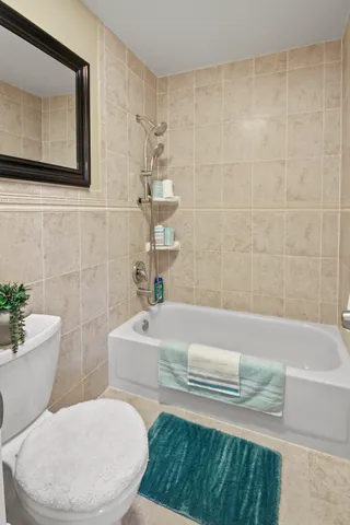 $1,800 | 1421 Northwest 20th Avenue, Unit 204, Delray Beach, FL 33445