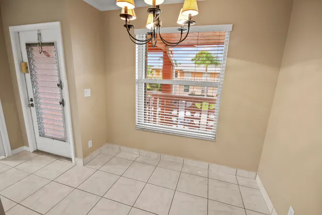 $1,800 | 1421 Northwest 20th Avenue, Unit 204, Delray Beach, FL 33445