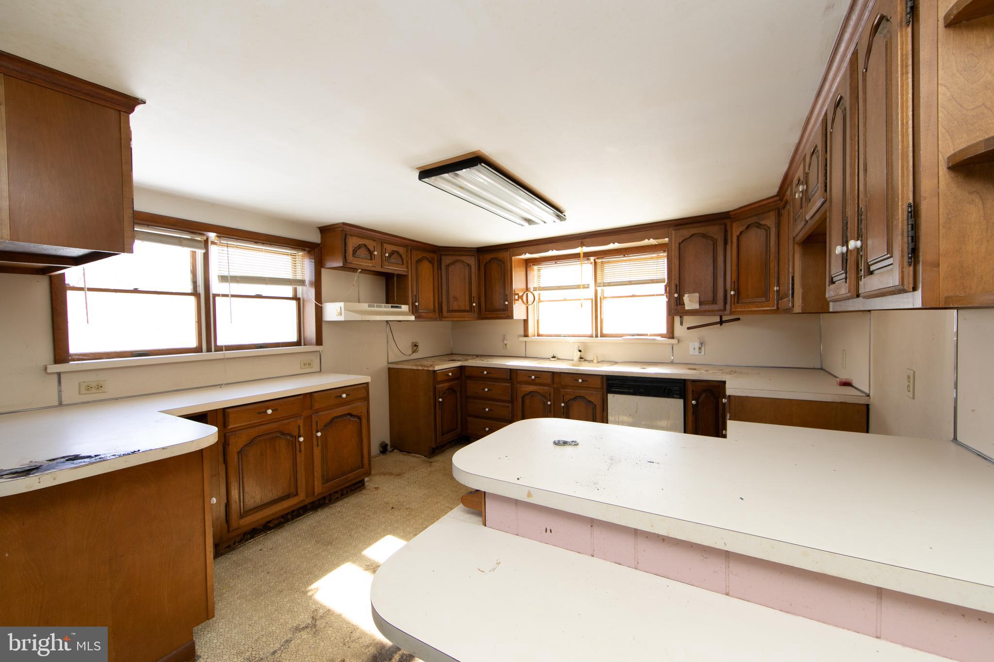 160 Sinnickson Landing Road Salem, NJ 08079 - Photo 19 of 47 Eat-In Kitchen