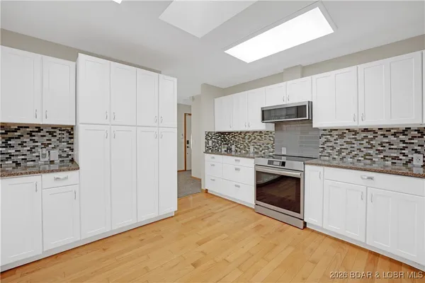 $415,000 | 32291 Barclay Loop, Warsaw, MO 65355