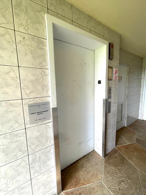 272 Dorset G Boca Raton, FL 33434 - Photo 19 of 50 Elevator just one unit away!
