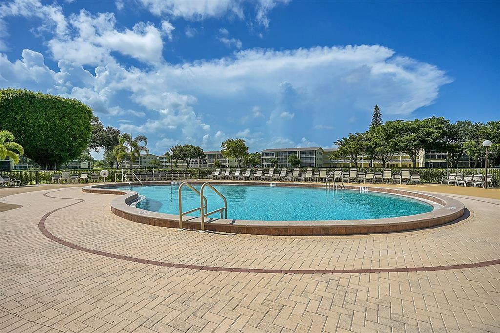 272 Dorset G Boca Raton, FL 33434 - Photo 22 of 50 Dorset Satellite Pool