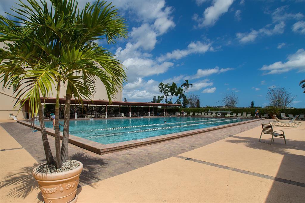 272 Dorset G Boca Raton, FL 33434 - Photo 32 of 50 Pool