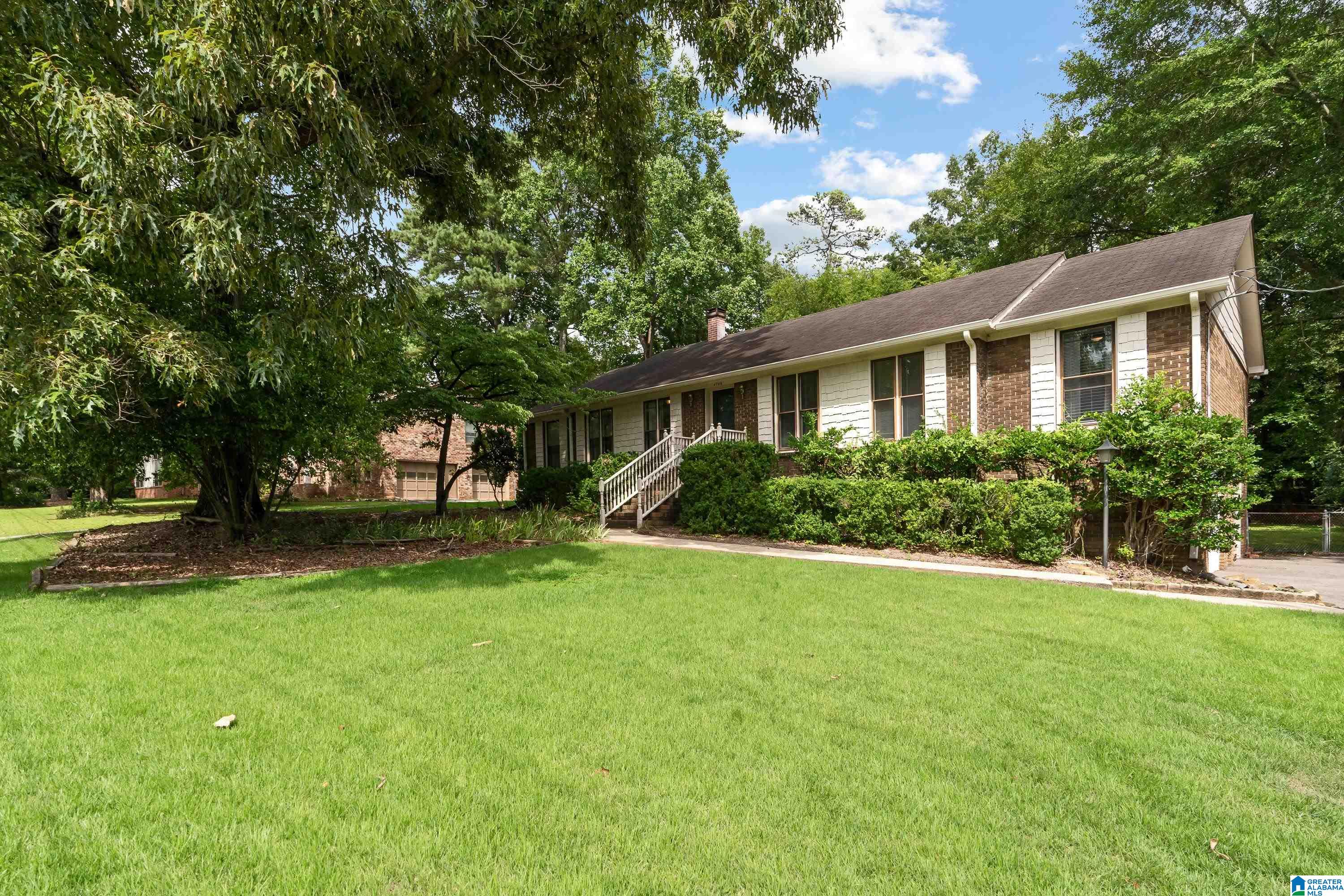 4745 Caldwell Mill Road Birmingham, AL 35243 - Photo 2 of 31