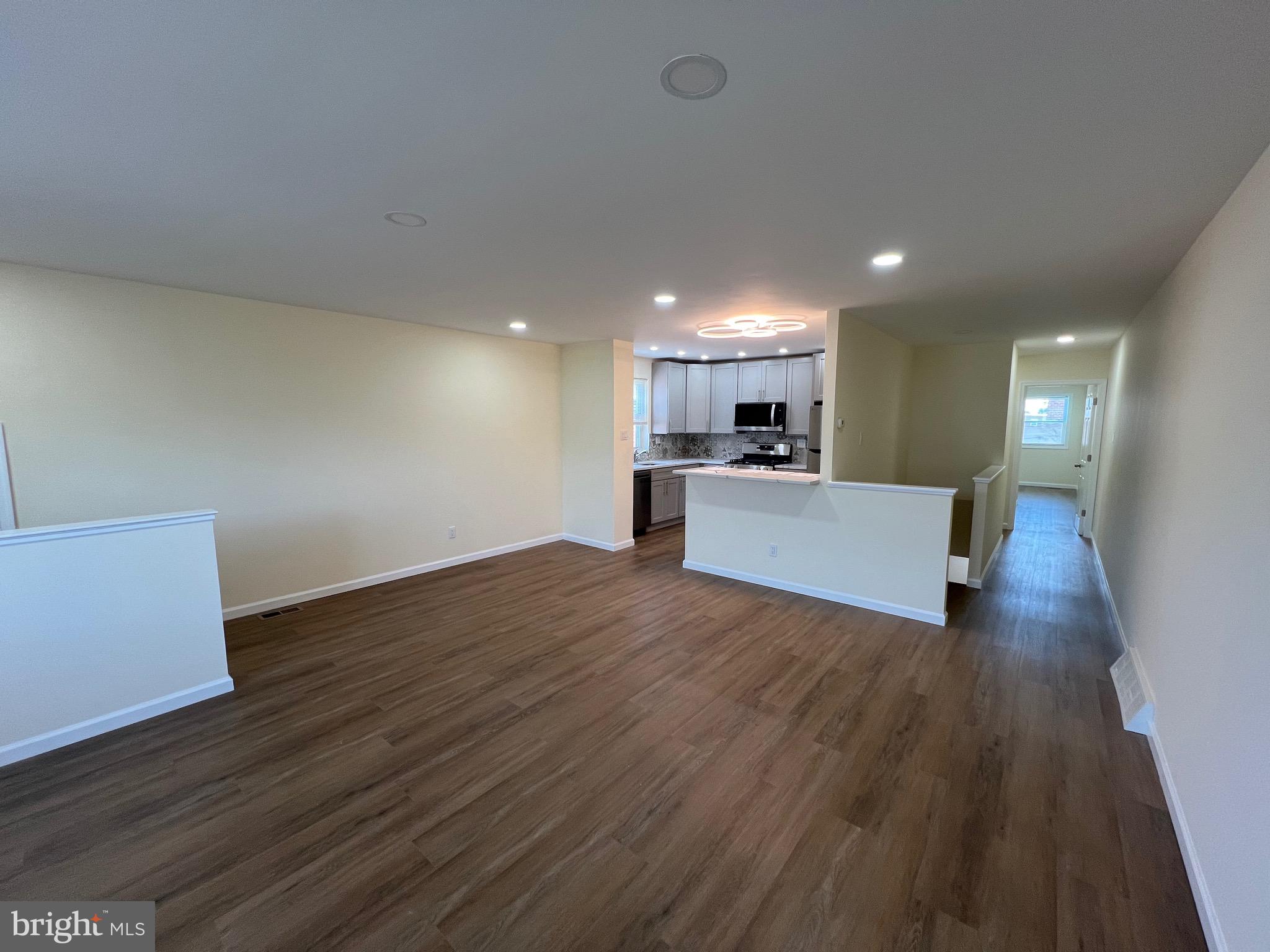 8425 Ridgeway Street Philadelphia, PA 19111 - Photo 7 of 22 Open layout