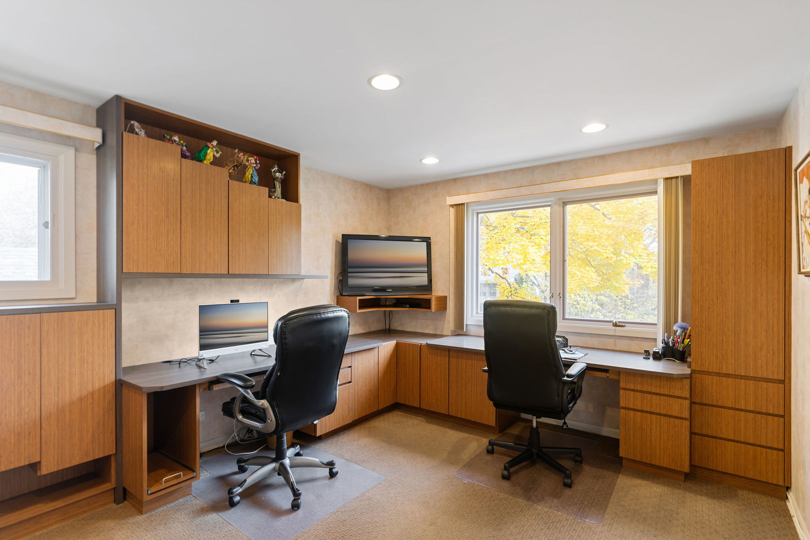 1736 Cavell Avenue Highland Park, IL 60035 - Photo 18 of 29 a view of a workspace with furniture and a window