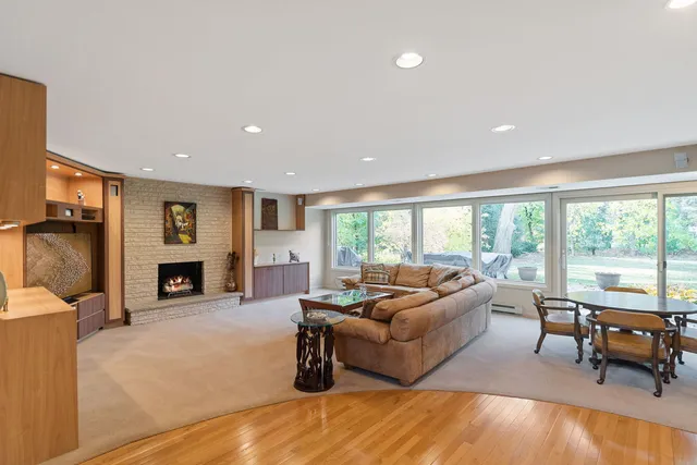 $770,000 | 1736 Cavell Avenue, Highland Park, IL 60035