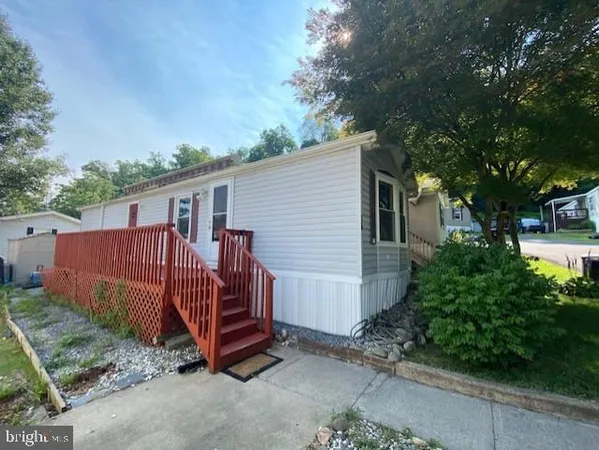 $84,900 | 360 South Delaware Drive, Unit 16, Easton, PA 18042