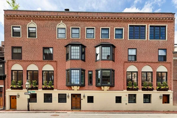 $6,750,000 | 23-25 Beaver Place, Boston, MA 02108