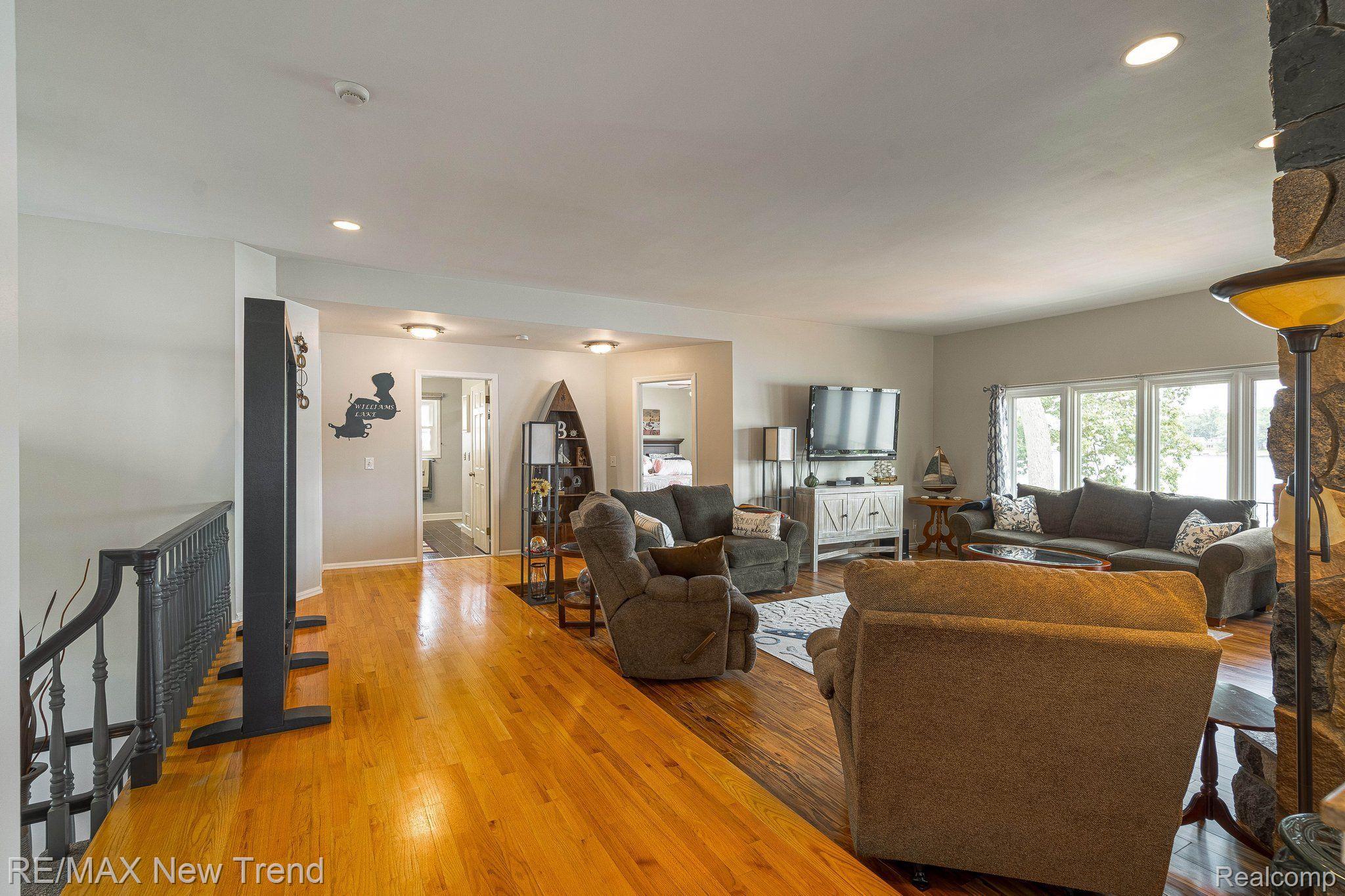 6768 Hatchery Road Waterford, MI 48329 - Photo 14 of 75 Gallery Image 14