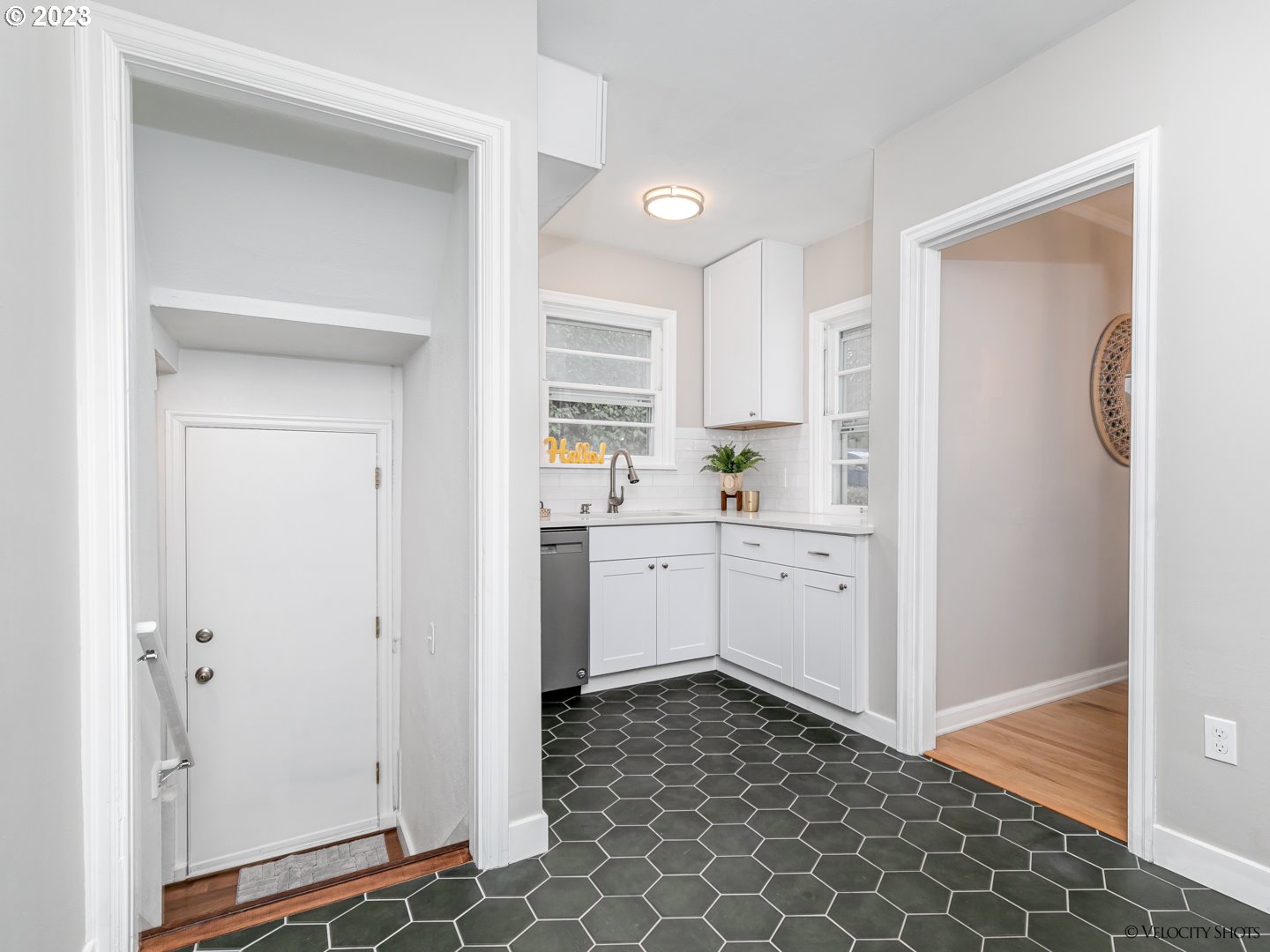 20 Southwest Bancroft Street Portland, OR 97239 - Photo 10 of 31 Gallery Image 10
