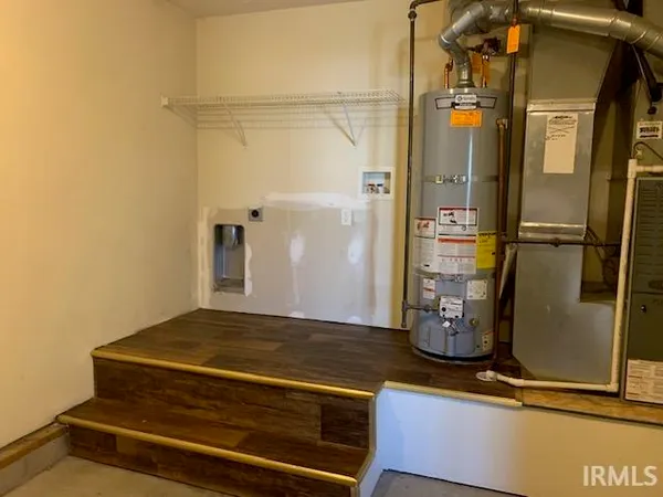 $1,395 | 3533 Pigeonbrook Court, Evansville, IN 47715