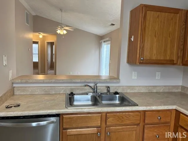 $1,455 | 3533 Pigeonbrook Court, Evansville, IN 47715