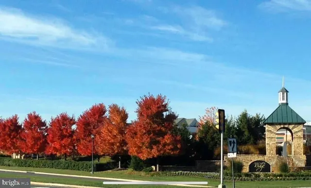 $3,050 | 41851 Cinnabar Square, Aldie, VA 20105