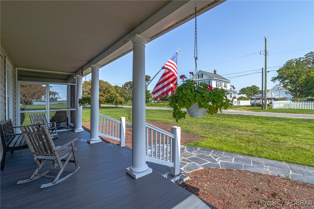 159 Fleeton Point Circle Reedville, VA 22539 - Photo 4 of 50