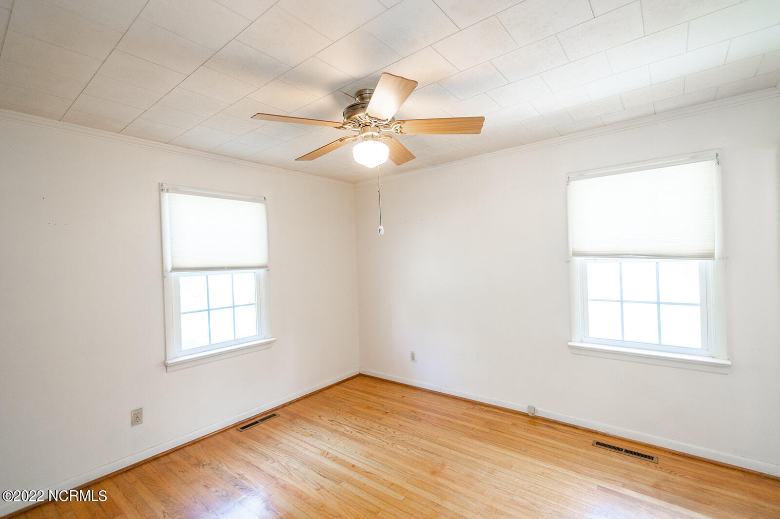 212 Arnolds Beach Road Roper, NC 27970 - Photo 22 of 35 212ArnoldsBeachRd028