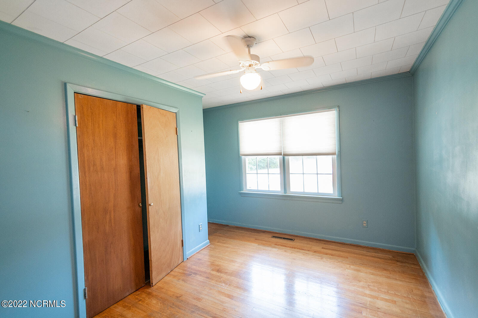 212 Arnolds Beach Road Roper, NC 27970 - Photo 26 of 35 212ArnoldsBeachRd032