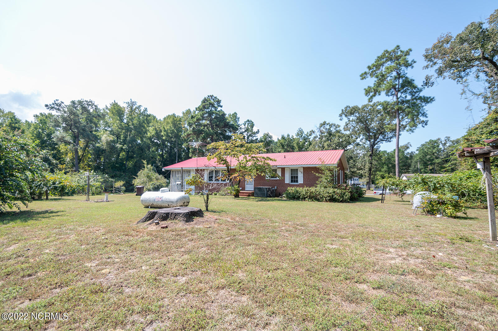 212 Arnolds Beach Road Roper, NC 27970 - Photo 32 of 35 212ArnoldsBeachRd007