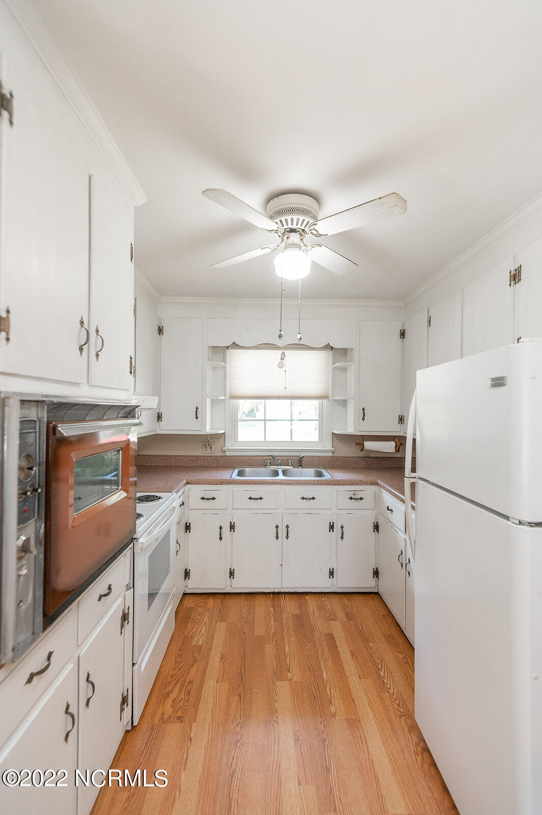212 Arnolds Beach Road Roper, NC 27970 - Photo 9 of 35 212ArnoldsBeachRd015