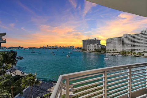 a view of building with outdoor space