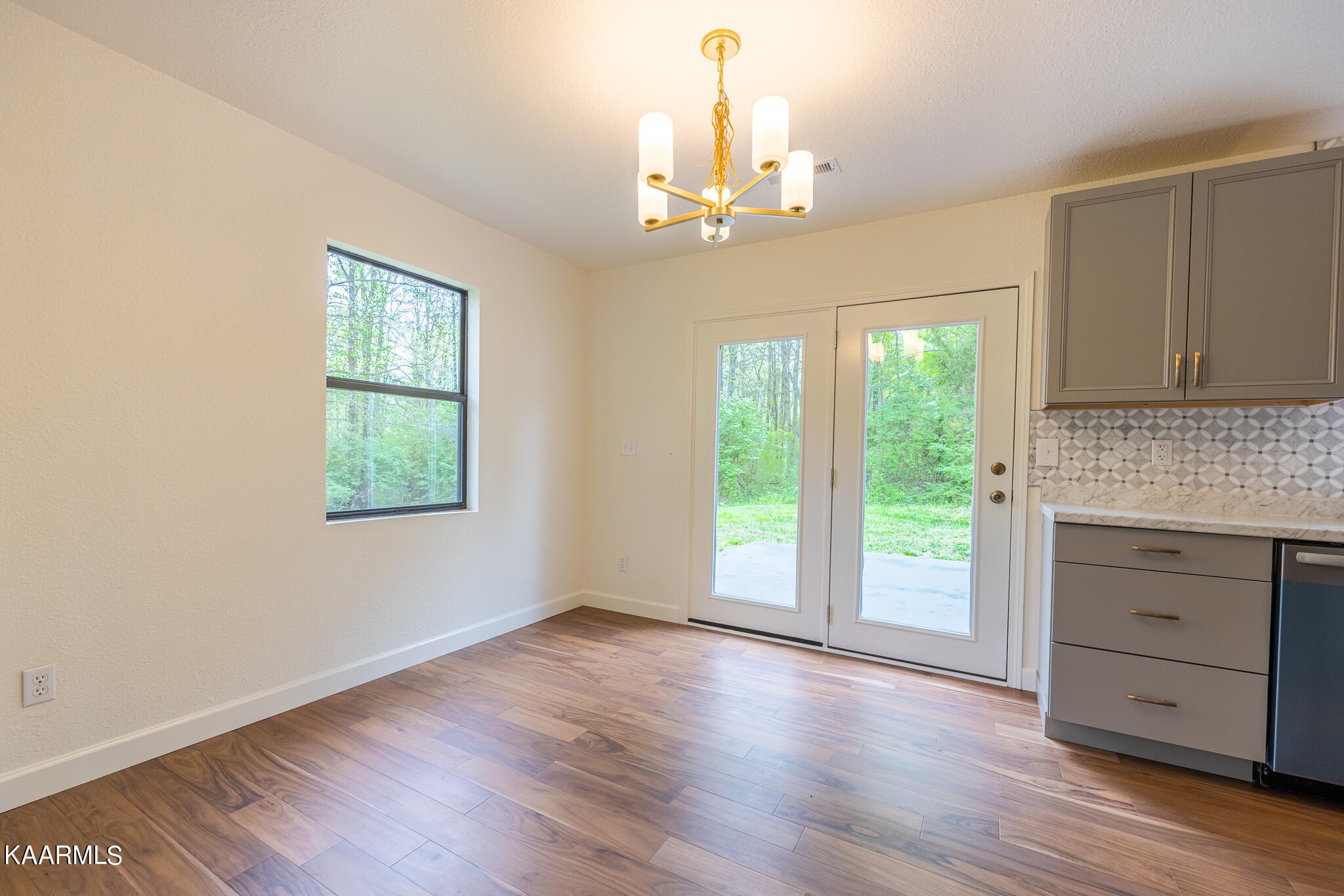 714 Old Cemetery Road Madisonville, TN 37354 - Photo 7 of 33 Gallery Image 7