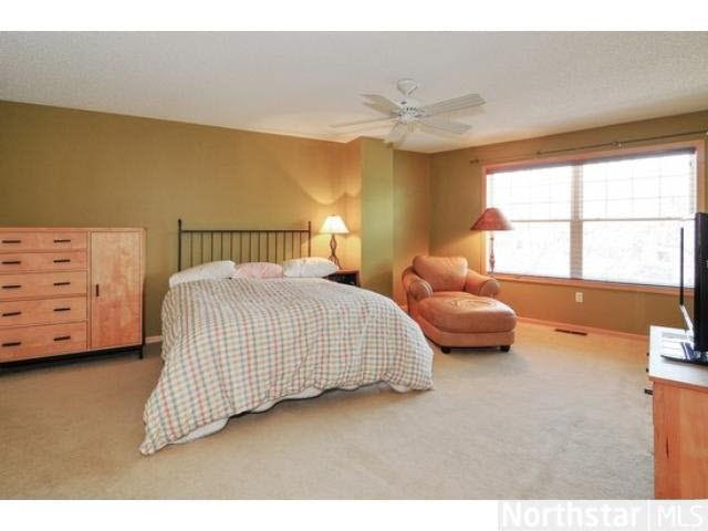 8054 Golden Valley Road Golden Valley, MN 55427 - Photo 8 of 11 Gallery Image 8