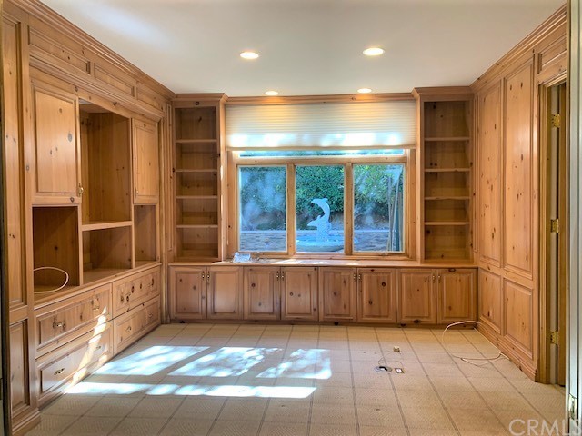 3930 Coral Place Calabasas, CA 91302 - Photo 31 of 50 office