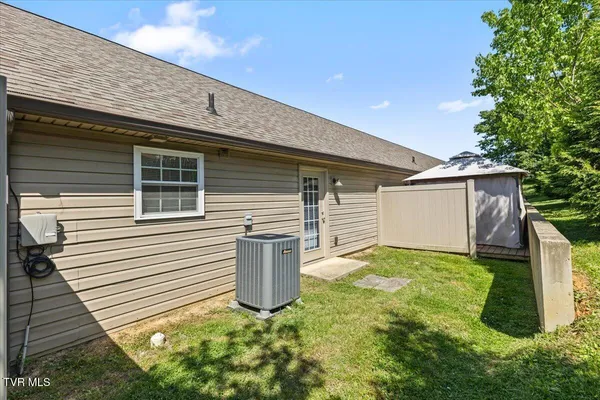 $189,000 | 61 Chatfield Square, Unit 61, Johnson City, TN 37615