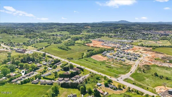$189,000 | 61 Chatfield Square, Unit 61, Johnson City, TN 37615