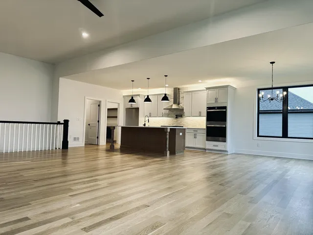 $649,900 | 16420 Sleepy Hollow Drive, Fenton, MI 48430