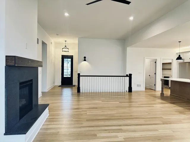 $649,900 | 16420 Sleepy Hollow Drive, Fenton, MI 48430