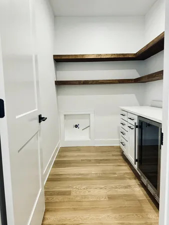 $649,900 | 16420 Sleepy Hollow Drive, Fenton, MI 48430