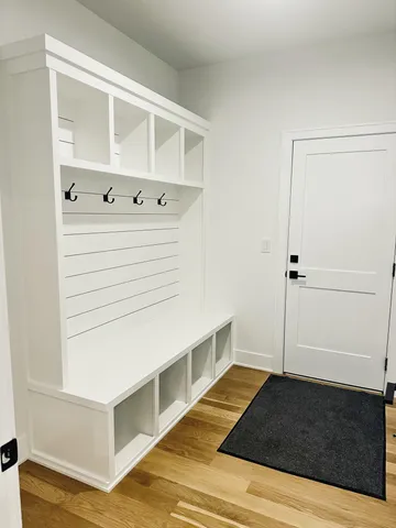 $649,900 | 16420 Sleepy Hollow Drive, Fenton, MI 48430