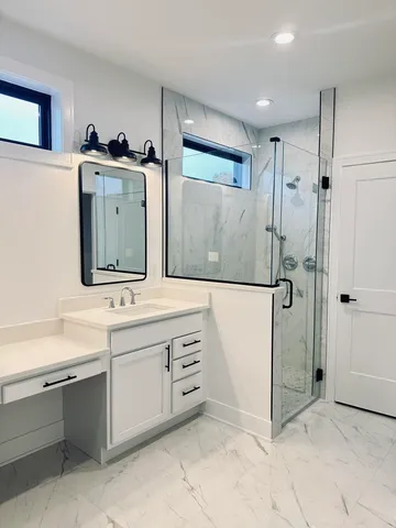 $649,900 | 16420 Sleepy Hollow Drive, Fenton, MI 48430